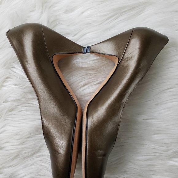 Vintage Amalfi Brownish Gold short pump heels 7B - Picture 5 of 8